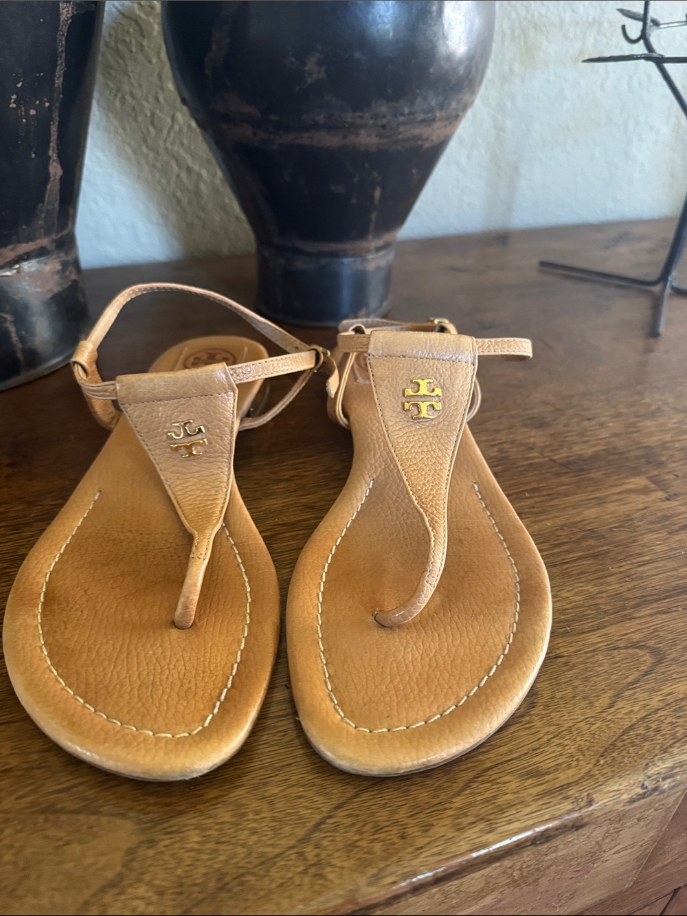 Tory Burch Beige/Tan Leather T-Strap Sandals
